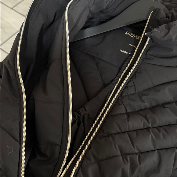 Michael kors Hooded Quilted Long Puffer Jacket - Picture 16 of 16